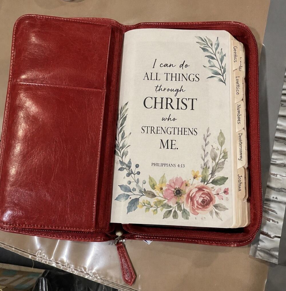 Franklin Covey Red Leather Bible Cover Zip Closure 17x10x2